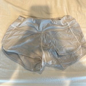 Lululemon white speed up shorts 2.5 inch